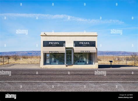 prada marfa in marfa texas